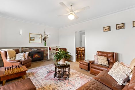 Property photo of 21 Sylvan Crescent Ashwood VIC 3147