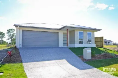 25 Parkside Ave, Arundel, QLD 4214