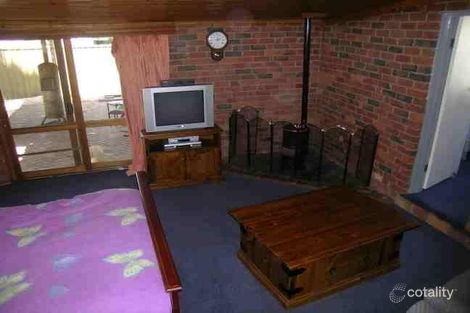 Property photo of 12 Gundry Street Long Gully VIC 3550