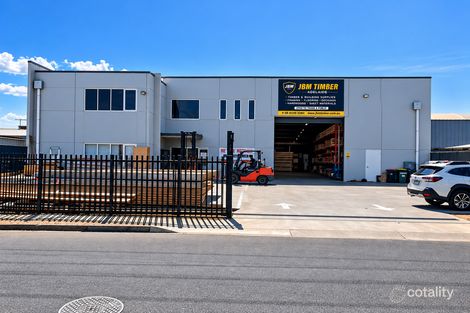 13 THOMAS ST, CAVAN, SA 5094