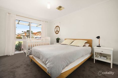 Property photo of 9 Amber Court Pascoe Vale VIC 3044