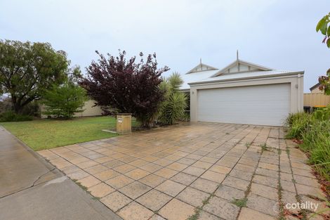 Property photo of 4 Tipperary Bend Canning Vale WA 6155