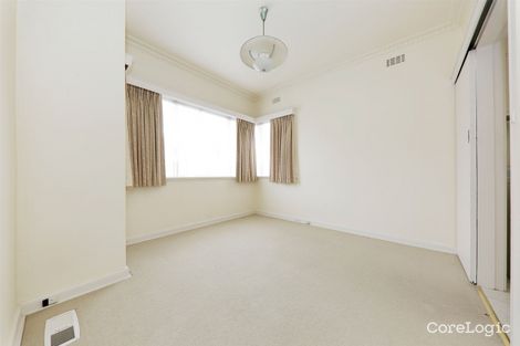 11 Hillside Rd, Mount Waverley, VIC 3149