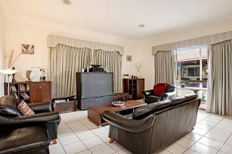 Property photo of 18 Lochinvar Street Pascoe Vale South VIC 3044
