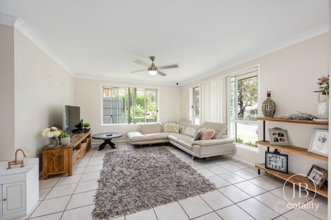 Property photo of 209 Aberglasslyn Road Aberglasslyn NSW 2320