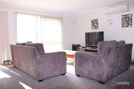 Property photo of 16 Paras Drive Carrum Downs VIC 3201