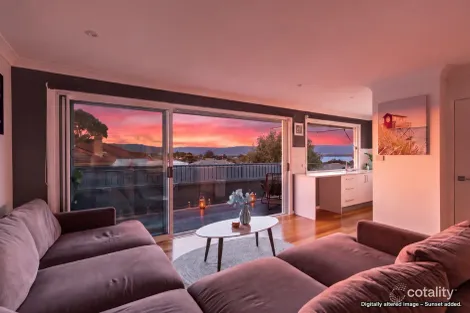 Property photo of 10 Freeman Parade Mount Warrigal NSW 2528
