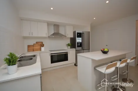 Property photo of 6 Gilmore Street Walloon QLD 4306