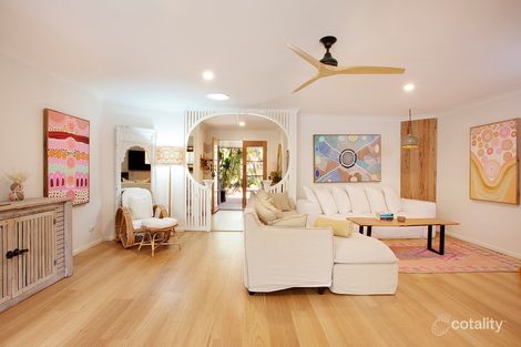 Property photo of 4 Aloota Crescent Ocean Shores NSW 2483