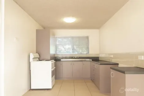 Property photo of 1/37 Middle Street Labrador QLD 4215