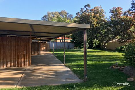 2/2 Carnegie Rd, Bassendean, WA 6054