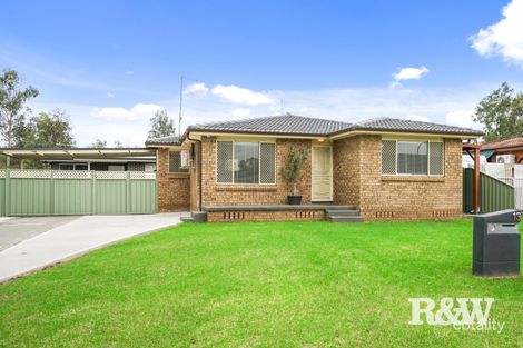 13 Danube Pl, St Clair, NSW 2759