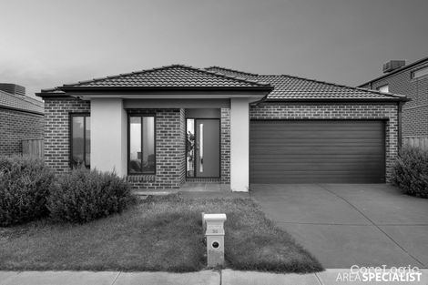 Property photo of 34 Squadron Road Point Cook VIC 3030