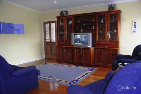 Property photo of 19 Seacrest Avenue Seaford VIC 3198