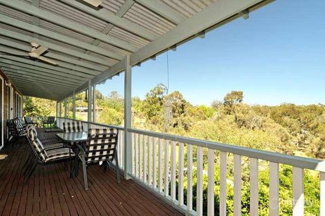 24 Woodbridge Dr, Greenmount, WA 6056