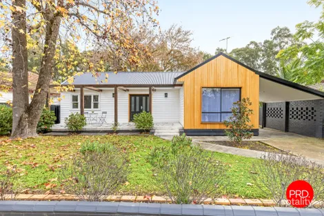Property photo of 20 College Crescent Flora Hill VIC 3550