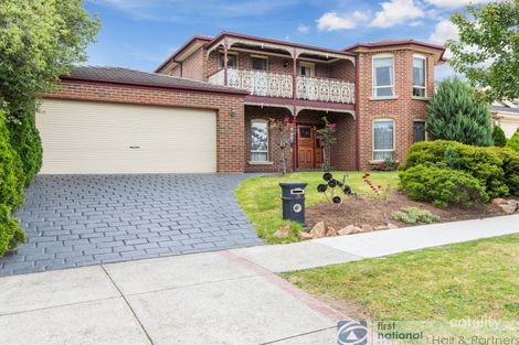 Property photo of 25 Vivienne Way Berwick VIC 3806