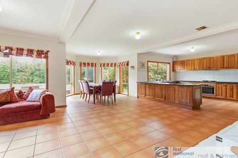 Property photo of 25 Vivienne Way Berwick VIC 3806