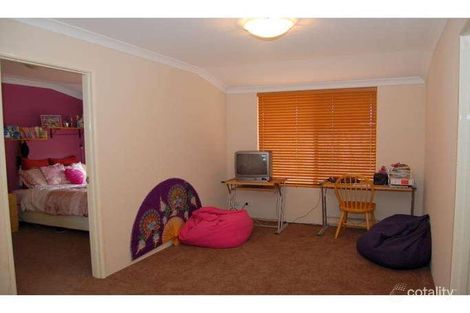 40 Kensington Way, Pearsall, WA 6065