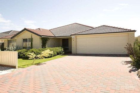 5 Arrowwood Loop, Secret Harbour, WA 6173