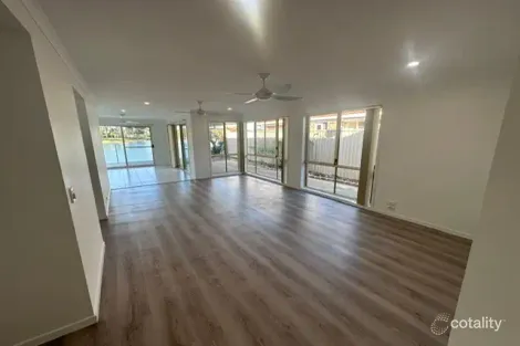Property photo of 49 Waterdown Drive Elanora QLD 4221