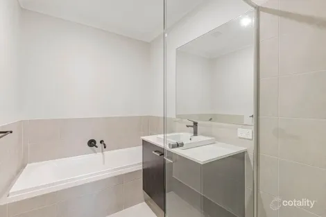 Property photo of 22 Slipstream Road Brabham WA 6055