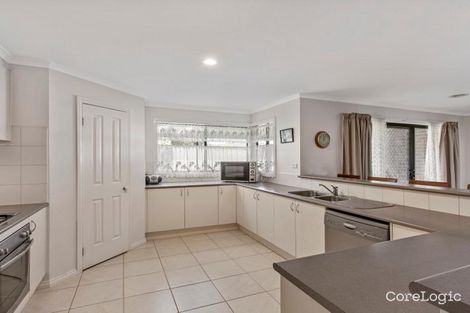 Property photo of 21 Golden Elm Court Kilmore VIC 3764