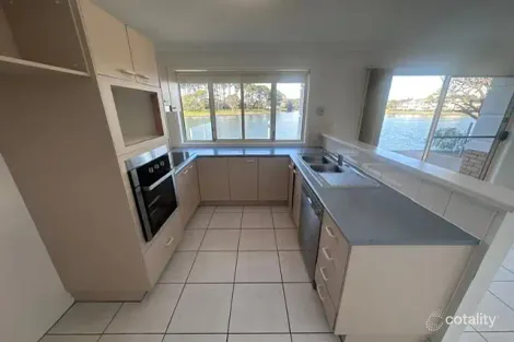 Property photo of 49 Waterdown Drive Elanora QLD 4221