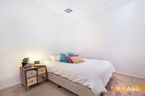 Property photo of 205 Beach Road Black Rock VIC 3193