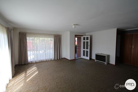 Property photo of 1/13 Langstaffe Drive Wendouree VIC 3355