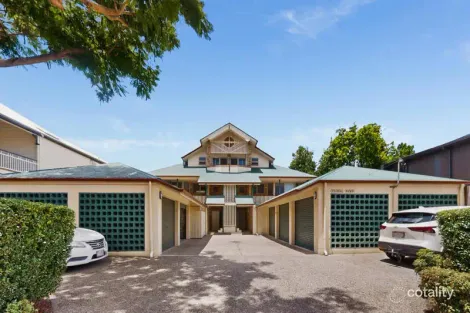 5/7 Batman St, Clayfield, QLD 4011