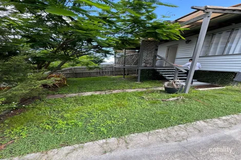 27 Roberts St, South Gladstone, QLD 4680