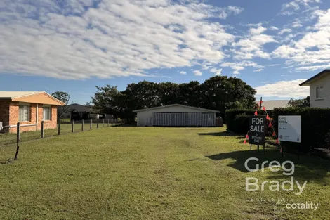 31-33 Brewers Rd, Sarina, QLD 4737
