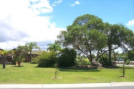 1 Plumosa Ct, Mermaid Waters, QLD 4218
