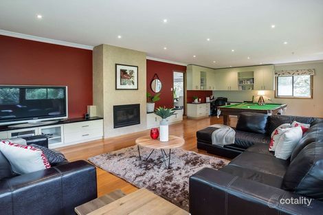 Property photo of 2 Waimea Grove Selby VIC 3159