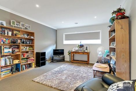 Property photo of 6 Tenneyson Close Armstrong Creek VIC 3217