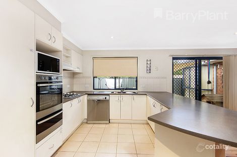 Property photo of 15 Scotney Crescent Derrimut VIC 3026