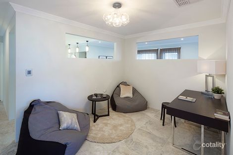 Property photo of 1 Strutt Way Noranda WA 6062