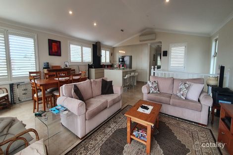 Property photo of 27 Curl Curl Parade Curl Curl NSW 2096