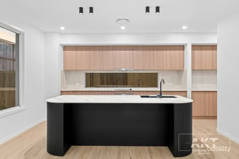 Property photo of 66 Pinnacles Street Yarrabilba QLD 4207