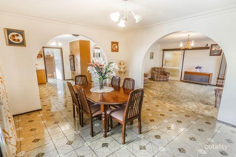 Property photo of 5 Handsworth Crescent Tullamarine VIC 3043