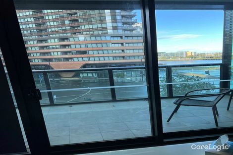 Property photo of 2B/9 Waterside Place Docklands VIC 3008