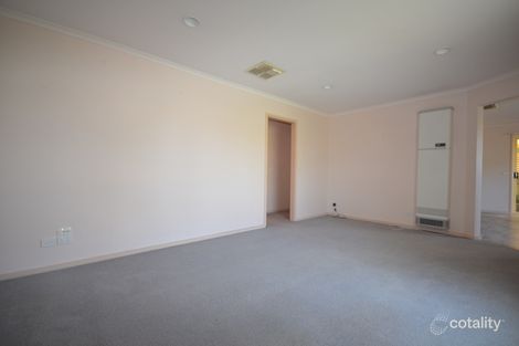 Property photo of 6 Lona Close Spring Gully VIC 3550