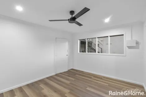 Property photo of 21 Westgate Avenue Springwood QLD 4127