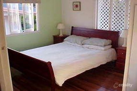 Property photo of 2 Coleridge Street Stafford Heights QLD 4053