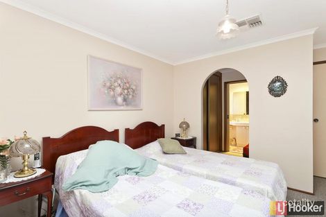 Property photo of 7 Fitzgibbon Place Karabar NSW 2620