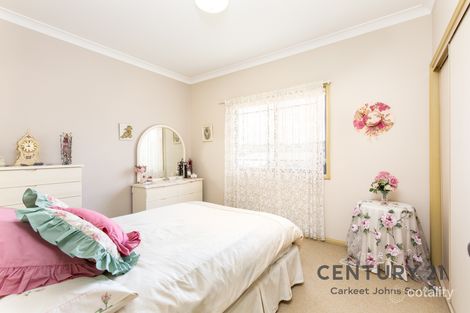 Property photo of 2 Nursery Grove Mount Hutton NSW 2290