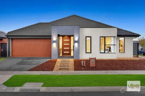 Property photo of 24 Bellhaven Circuit Clyde North VIC 3978