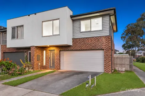 Property photo of 9 Linden Drive Keysborough VIC 3173