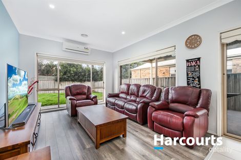 Property photo of 32 Waterbush Crescent Lyndhurst VIC 3975